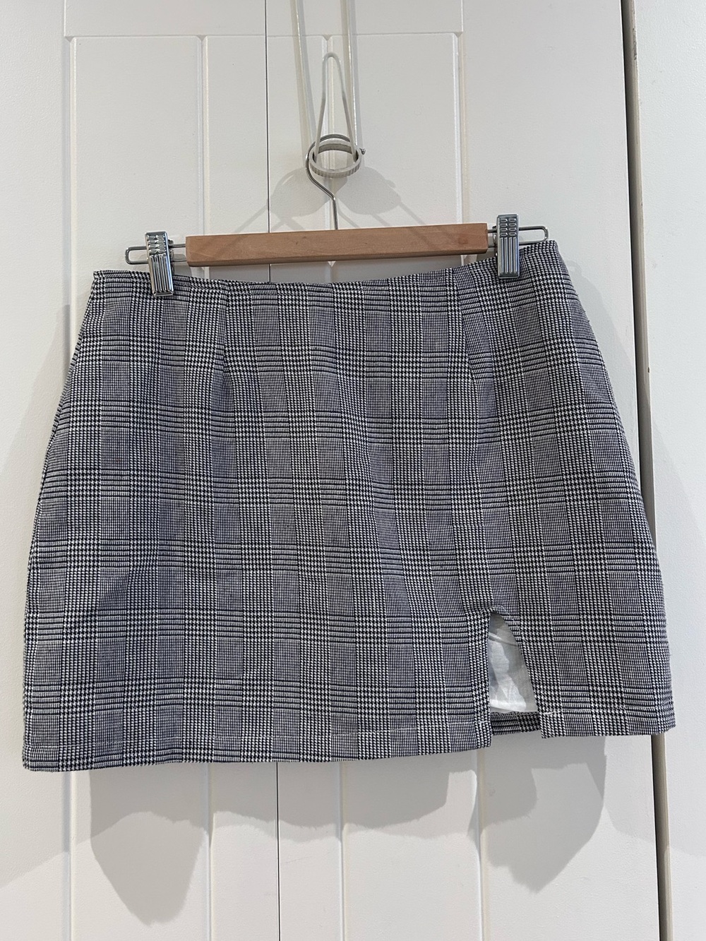 Houndstooth mini skirt